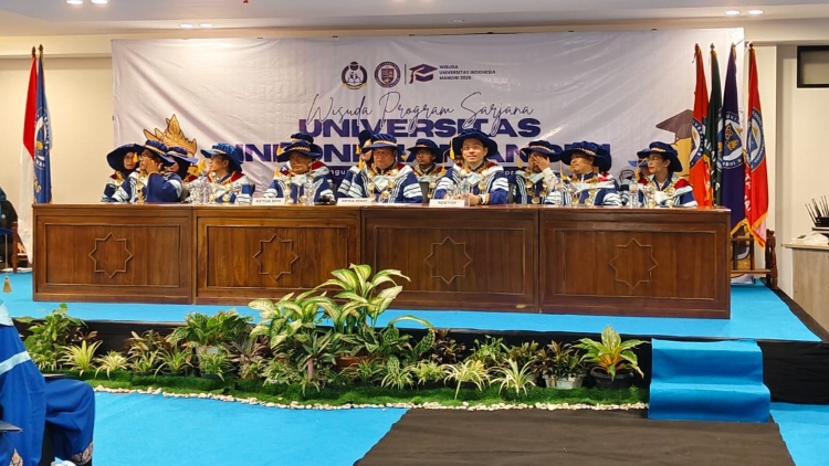 Angkat Tema Integritas, Inovasi, dan Kolaborasi, UIMandiri Wisuda Puluhan Lulusan Perdana