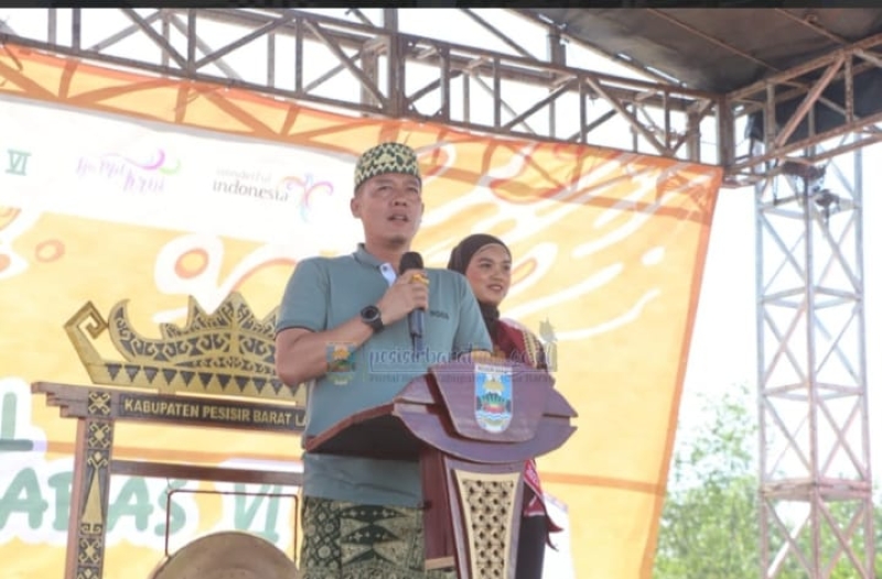 Usung Tema Destinasi Berkelas Dunia, Festival Teluk Stabas VI Resmi Dimulai