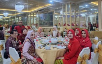 Pengukuhan Dewan Penasehat PWP Sumsel Lampung, Nurhasanah Dorong Pelestarian Budaya dan Ketahanan Keluarga