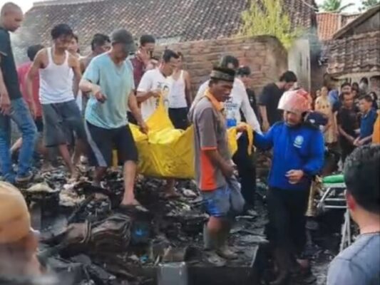 Rumah Semi Permanen di Tiuh Balak Pasar Ludes Terbakar, Satu Korban Meninggal Dunia