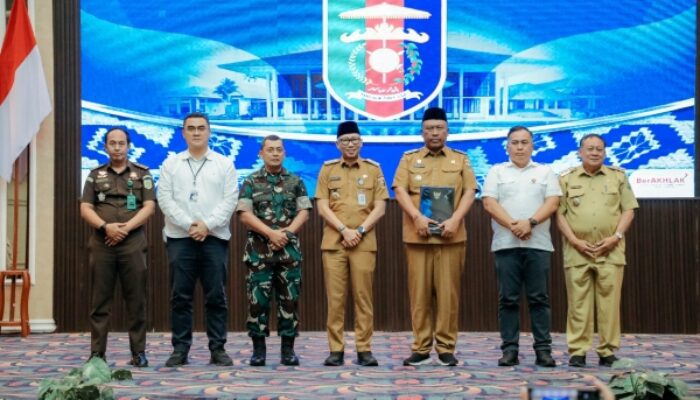 Gubernur Mirza Tekankan Pelayanan Publik Tetap Optimal Usai Penunjukan Plt Bupati Lampung Tengah