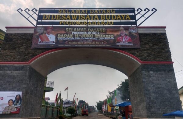 Antusiasme Warga Meningkat, Kunjungan Jokowi Diharapkan Angkat Potensi Wisata Purbakala Pugung Raharjo