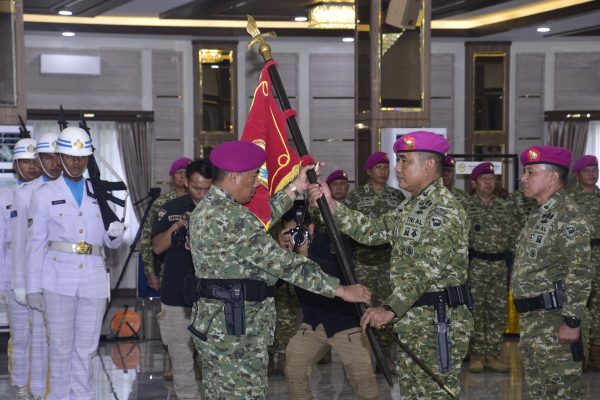 Pangkormar Pimpin Sertijab Danbrigif 4 Marinir/BS, Tekankan Jaga Nama Baik Korps Marinir