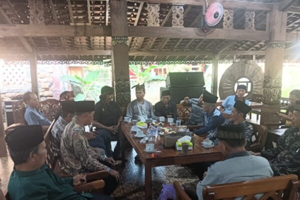 Batalnya Kunjungan Jokowi Kecewakan Masyarakat, Bela Budaya Tegaskan Tak Ada Penolakan Tokoh Adat